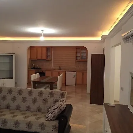 Ciplakli 4 וילה *